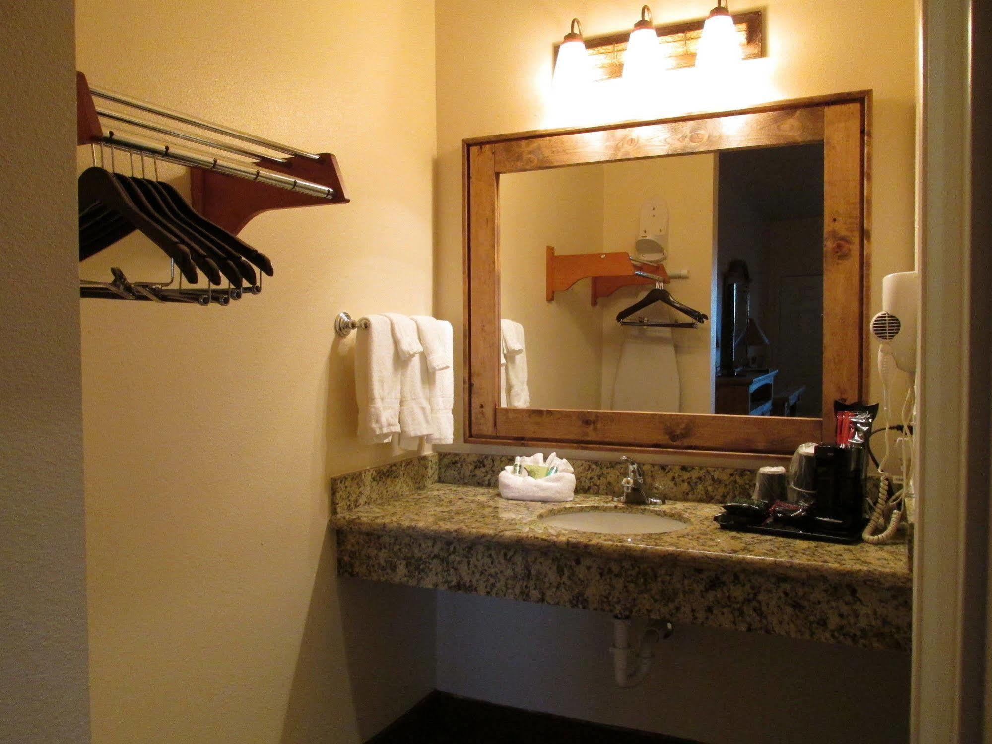 Hotel Texas Cuero Zewnętrze zdjęcie
